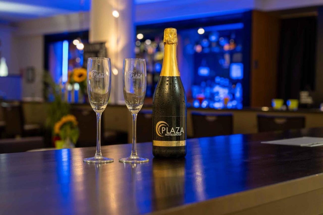 Plaza Premium 4* Wien